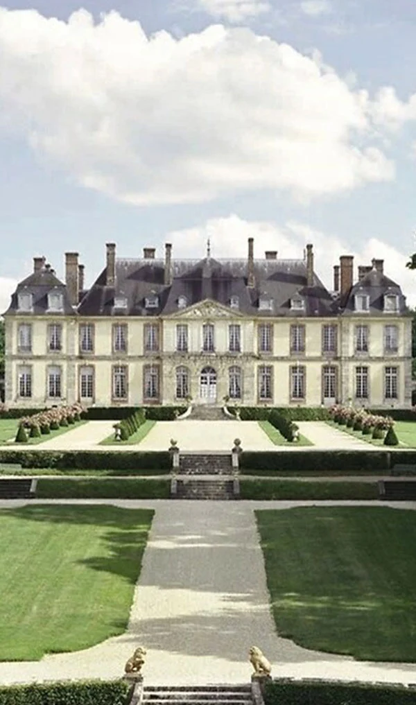 CHÂTEAU DE LA MOTTE-TILLY